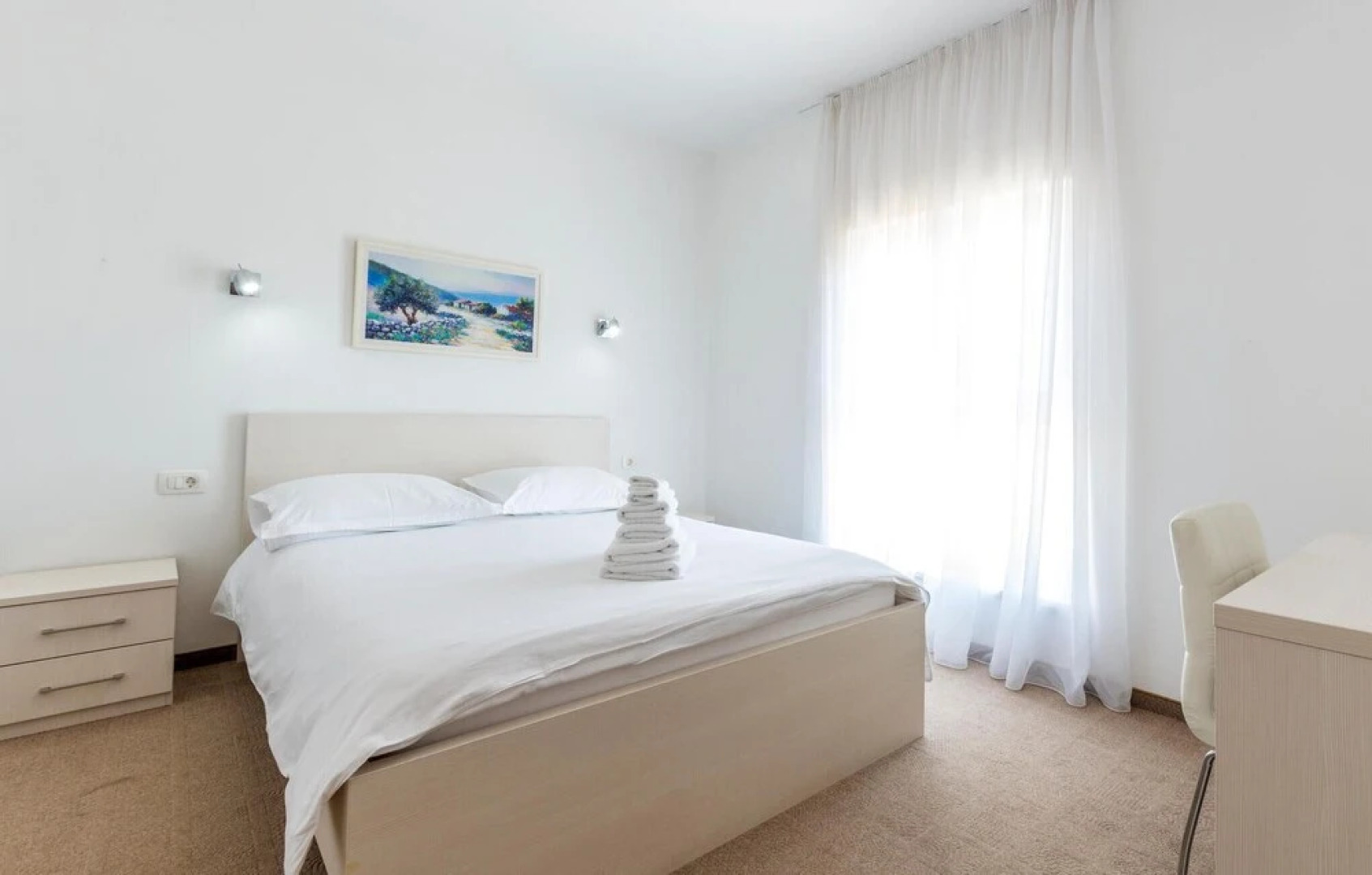 Amazing Home in Mravince With Sauna, Wifi and 9 Bedrooms