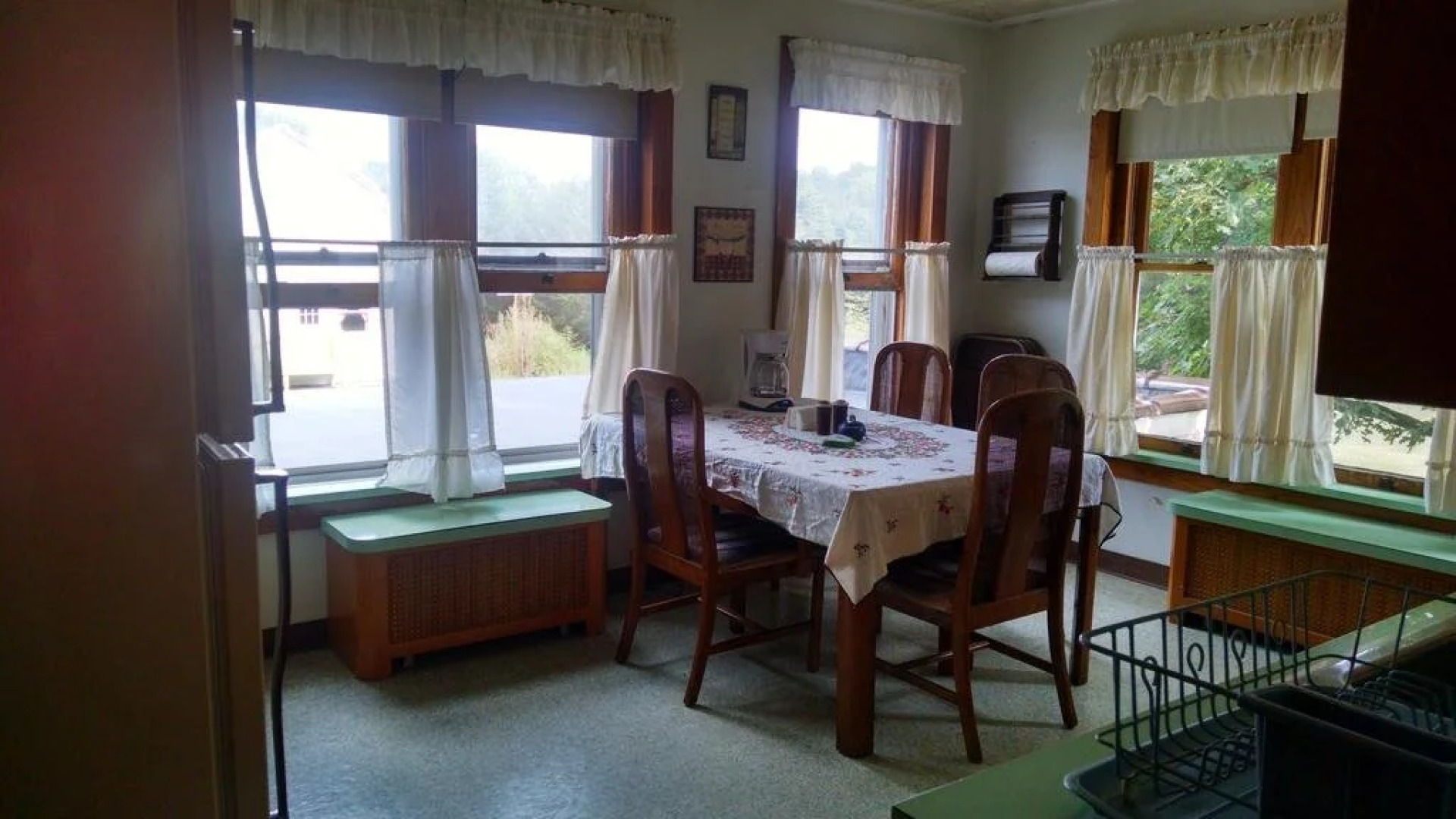 Fish & Loaves Bed and Breakfast