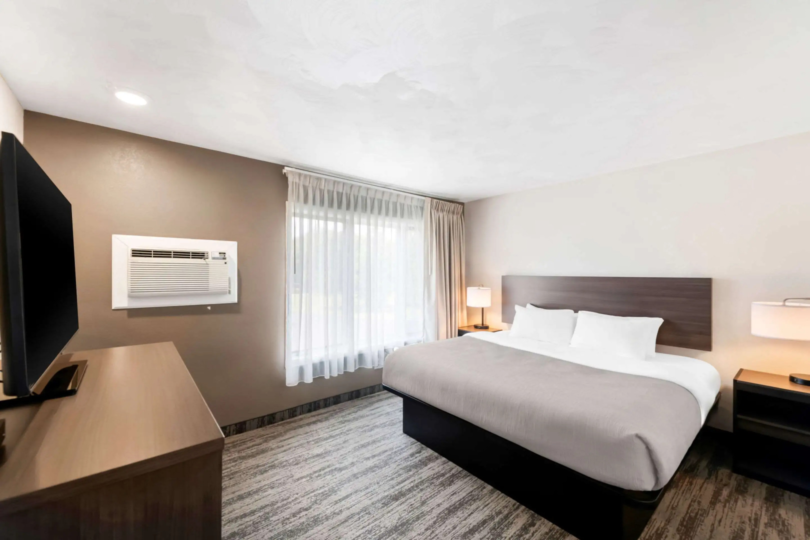 Quality Inn & Suites Munising