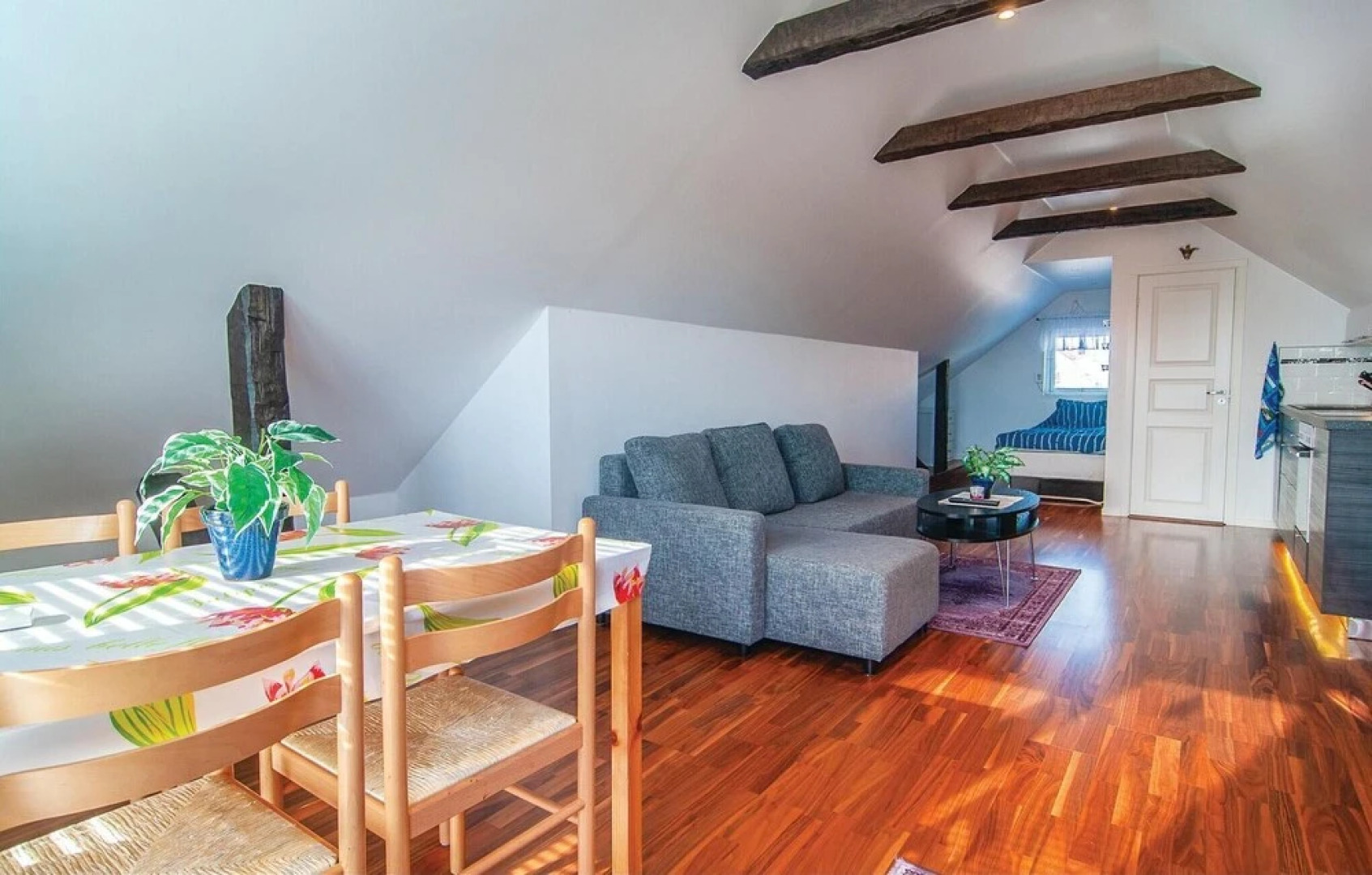 Stunning Apartment in Klintehamn With Wifi