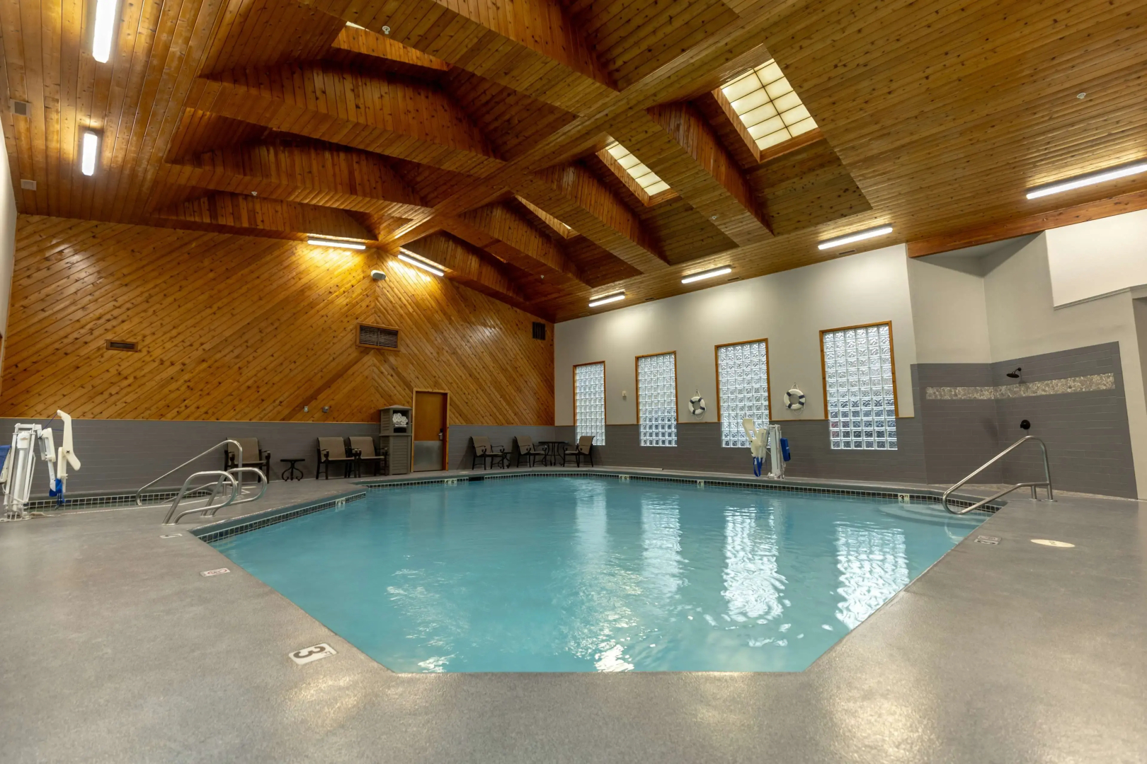 Best Western Lodge At River's Edge