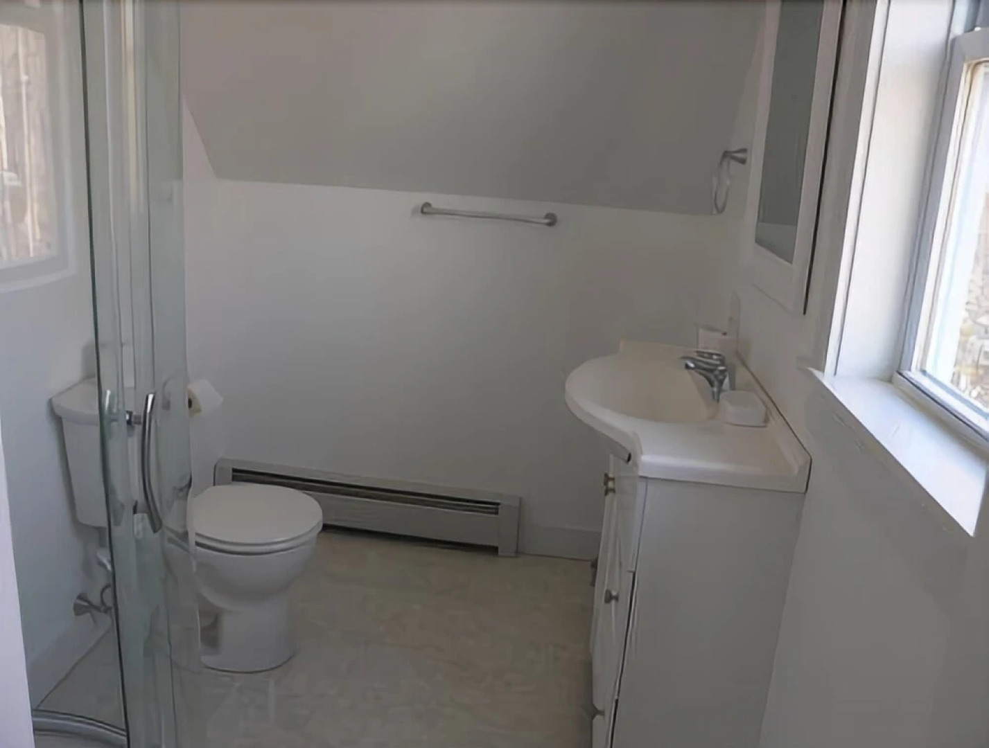 Rhumb Line Cottage - Three Bedroom Home