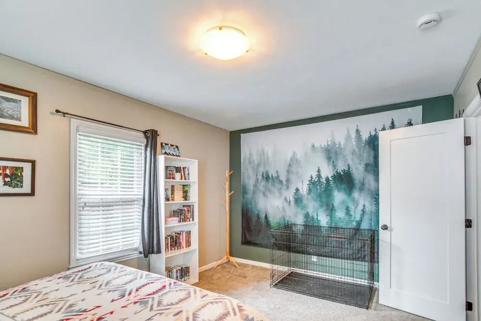 1 Mi to Valley Junction: Pet-friendly Iowa Home