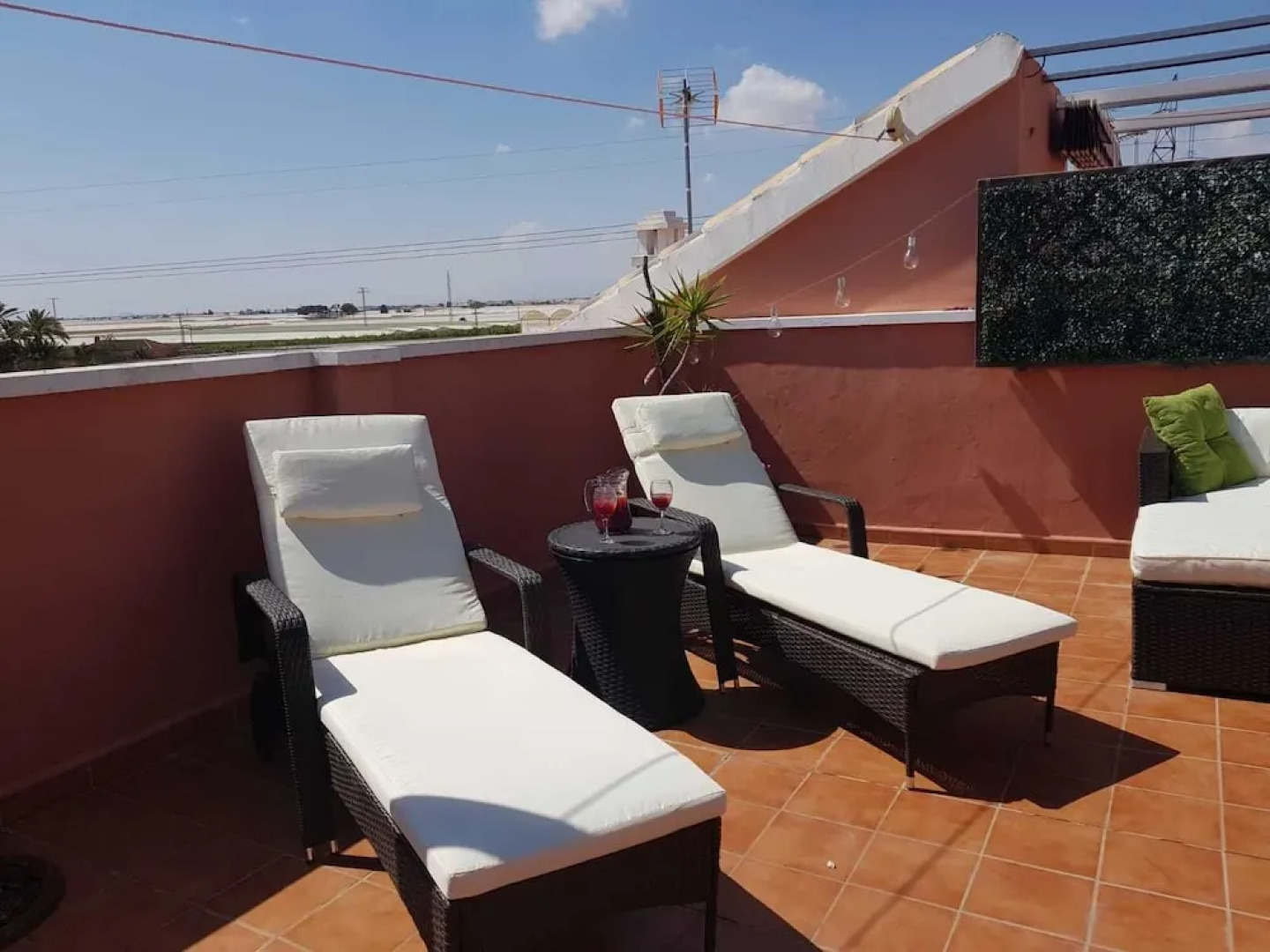 Three Double Bedroom Townhouse in Lovely Village