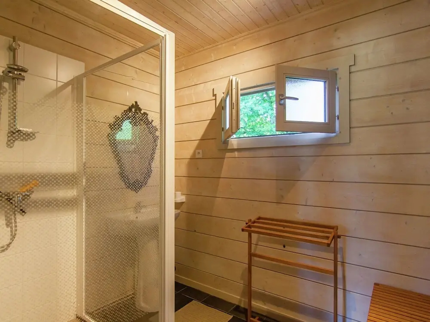 Luxury Villa With Heated Pool and Tennis Court