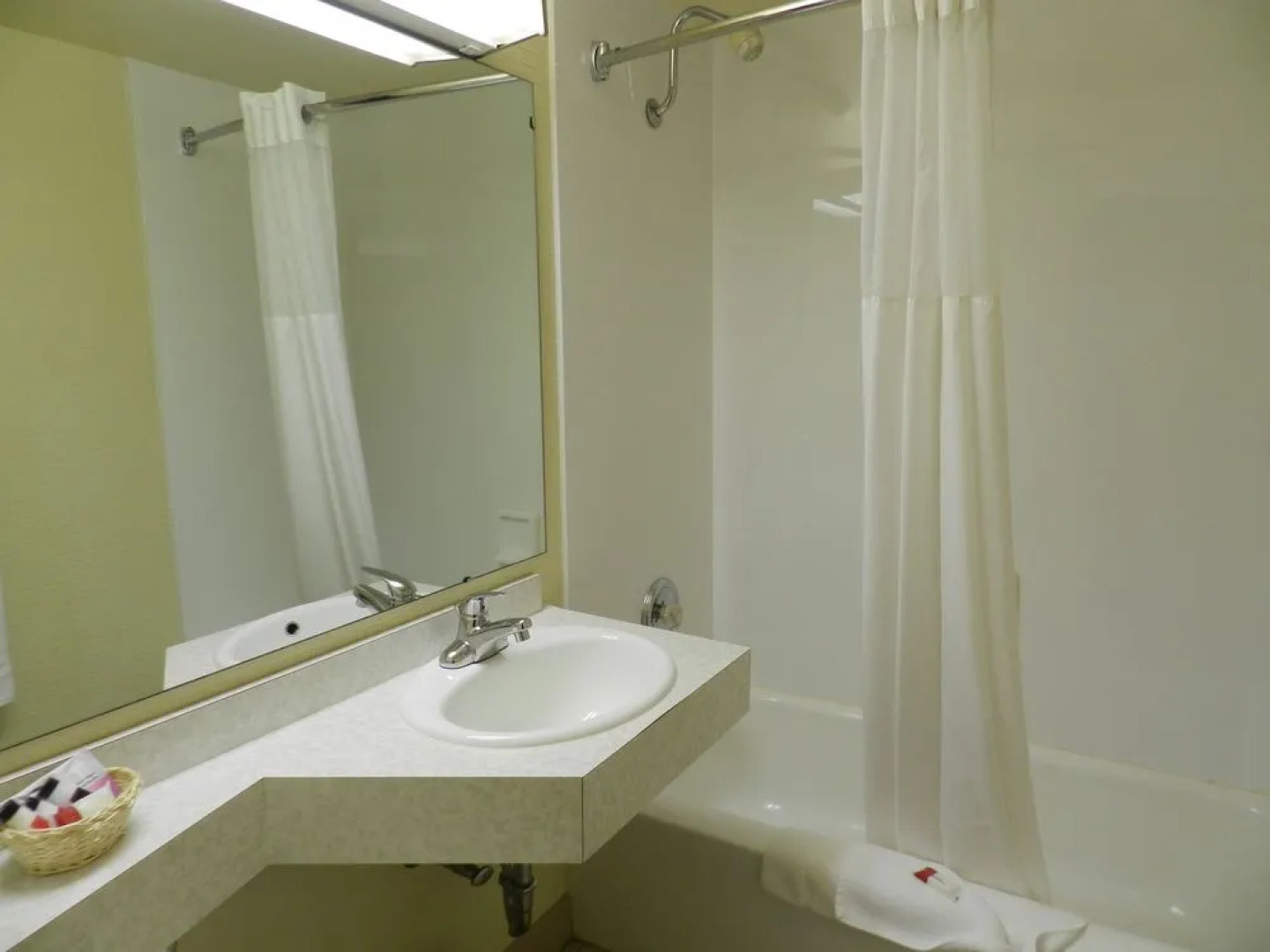 Clarion Pointe Rhinelander Downtown