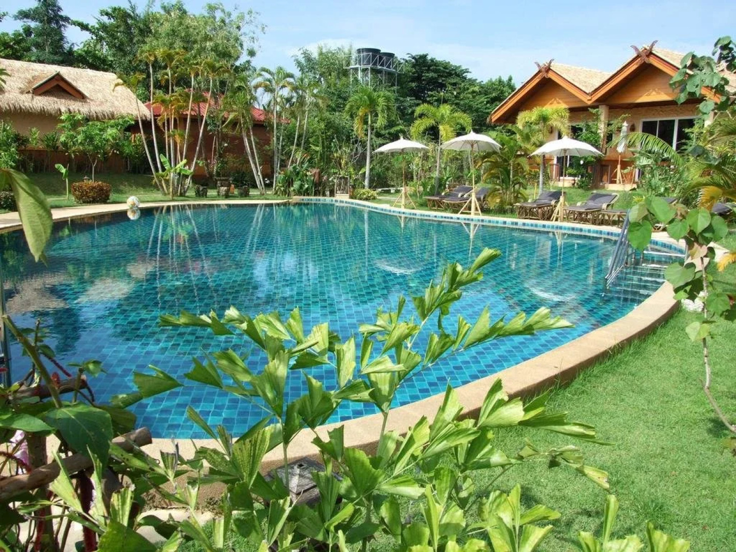 Golden Elephant Resort