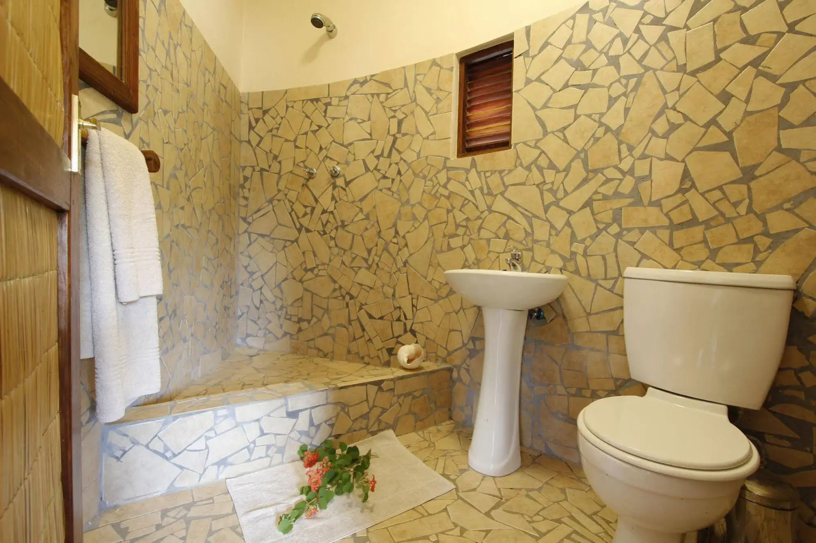 Golden Sands Apartments by Sol Resorts