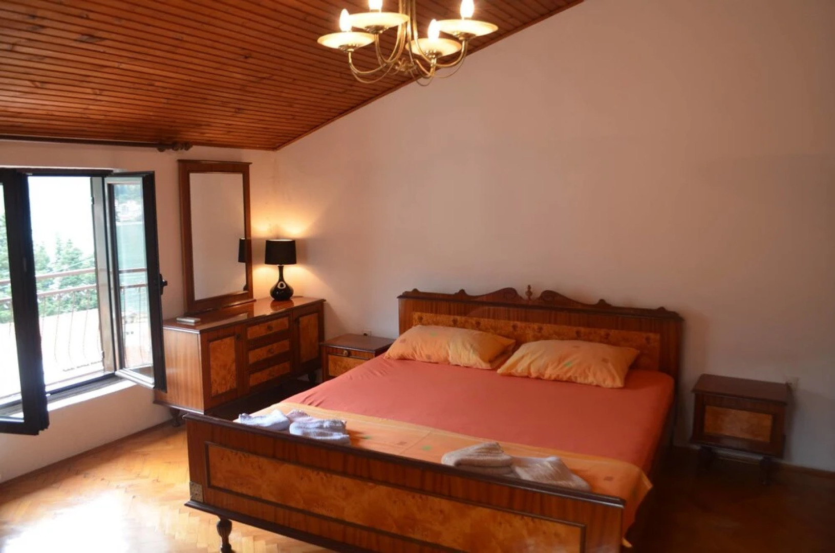 Apartments Peranovic