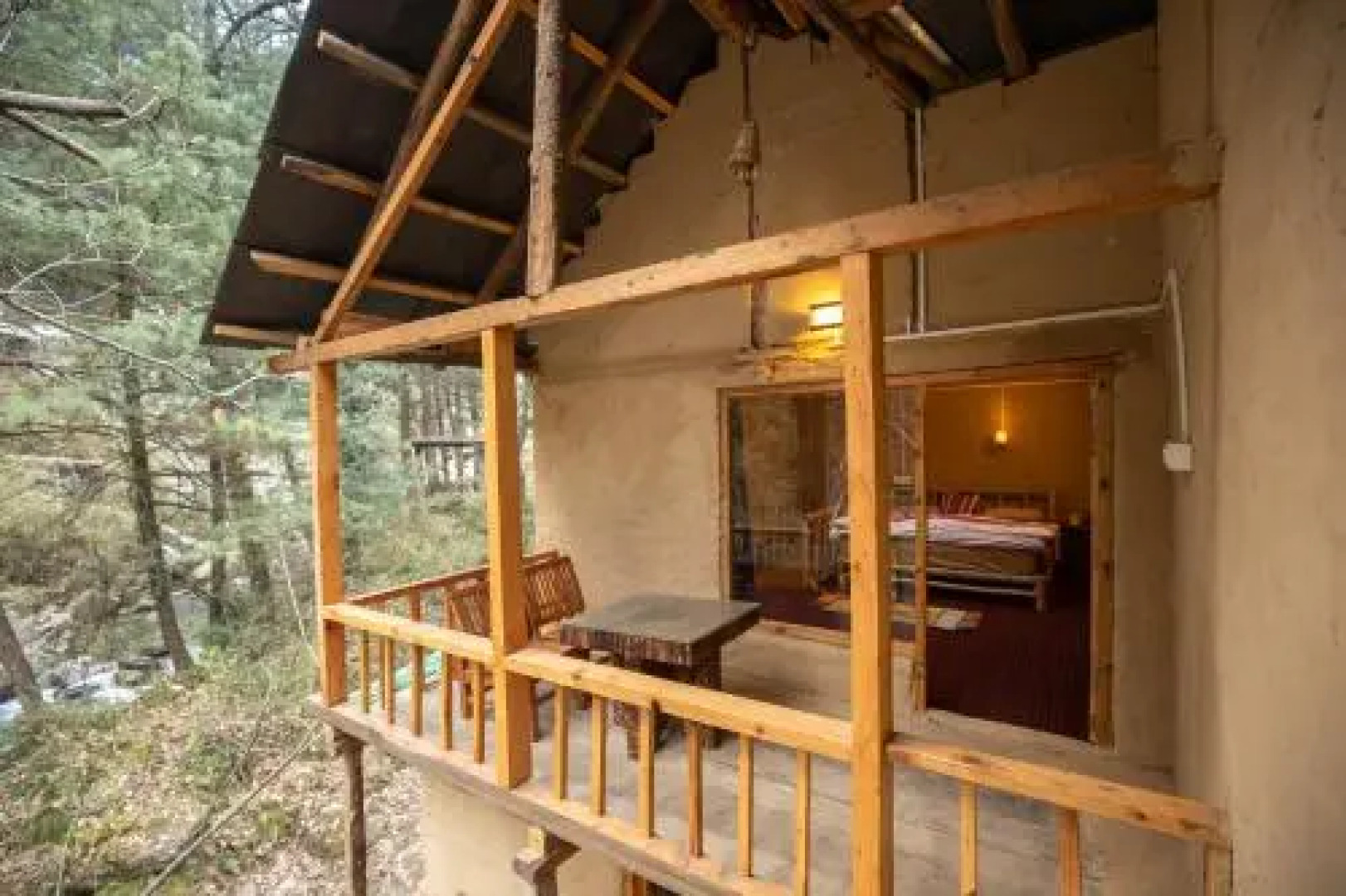 Mudhouse Experience Hostel