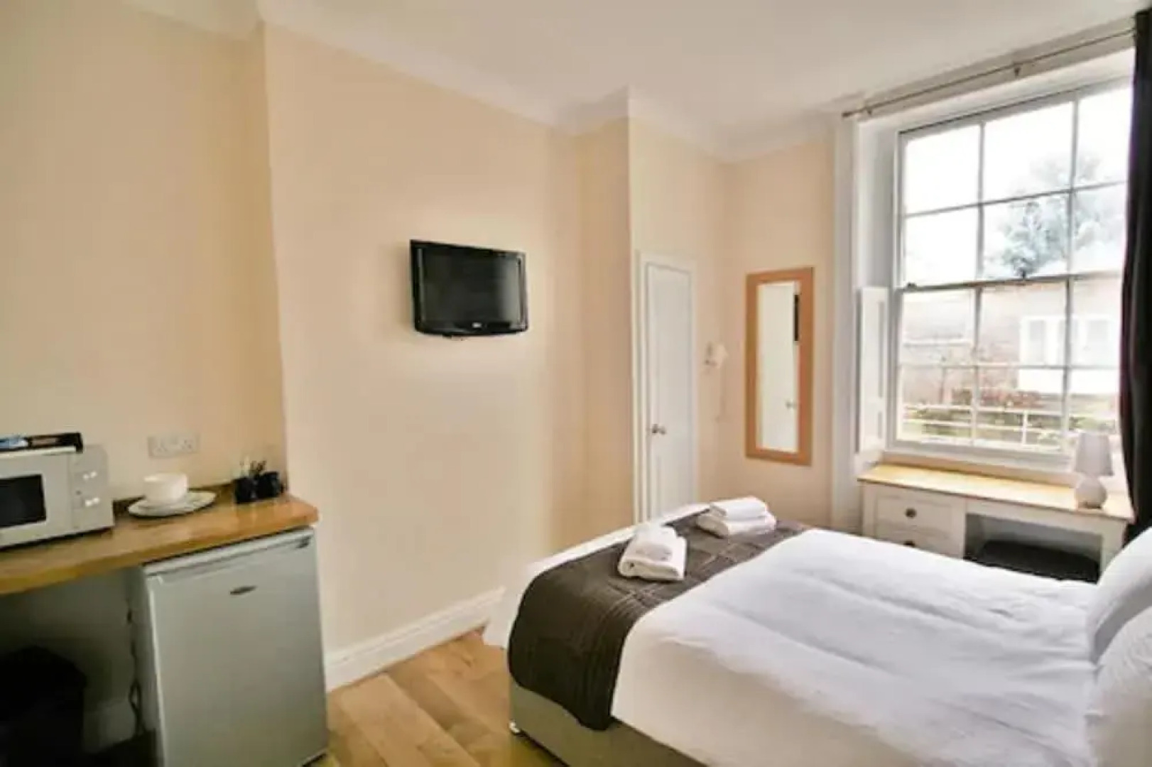 Central Studios Albion by Roomsbooked