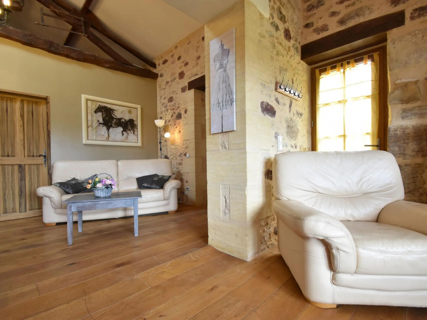 Lavish Home in Montferrand-du-périgord Aquitaine With Pool