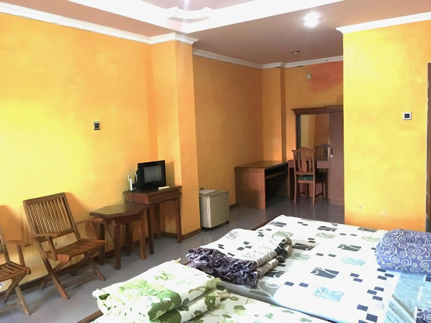 Hotel Alami near Alun-Alun Klaten by ZUZU