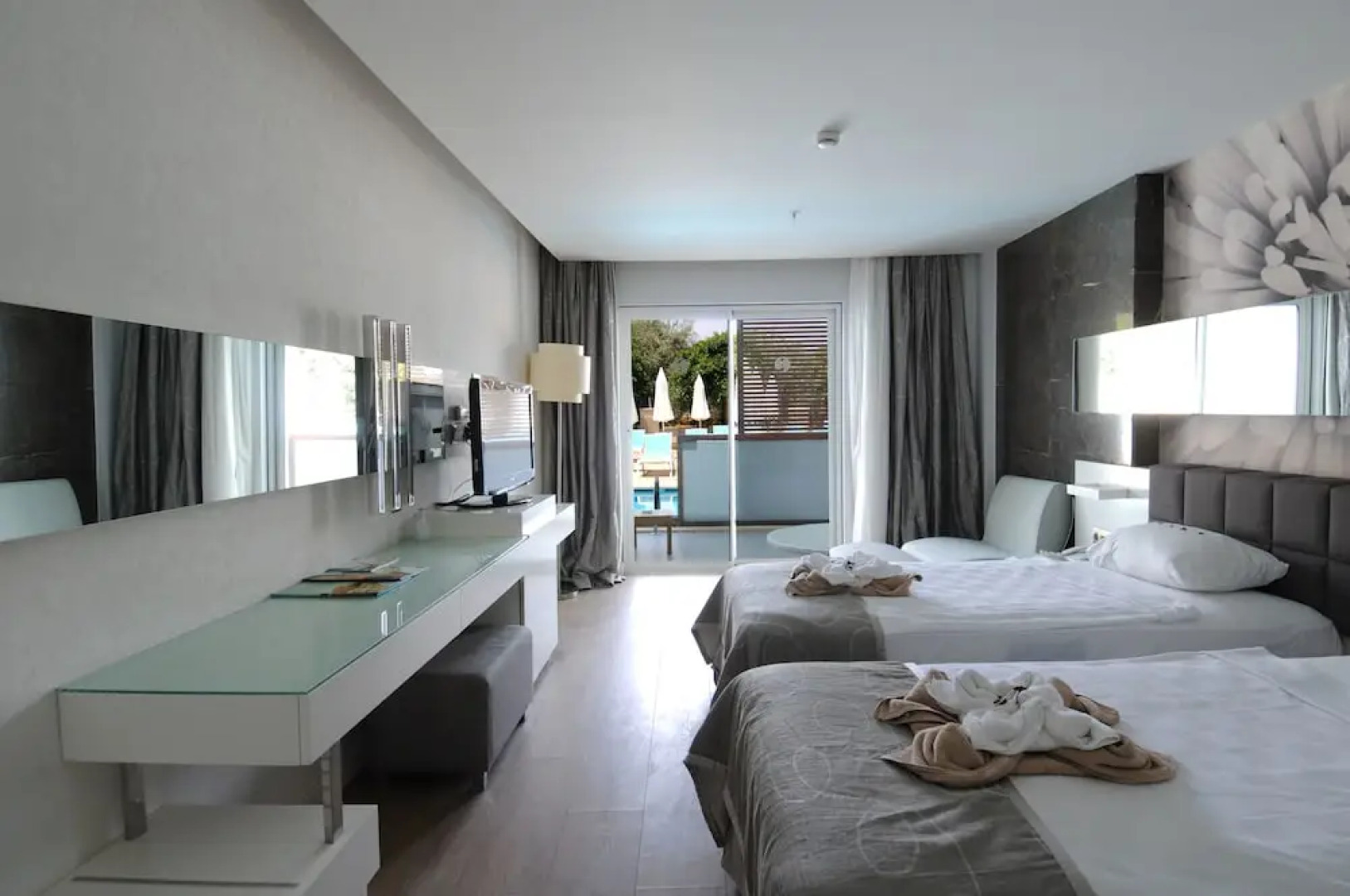 Gold Island Selected Hotel