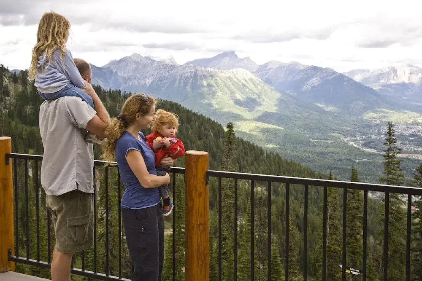 Snow Creek Lodge by Fernie Lodging Co