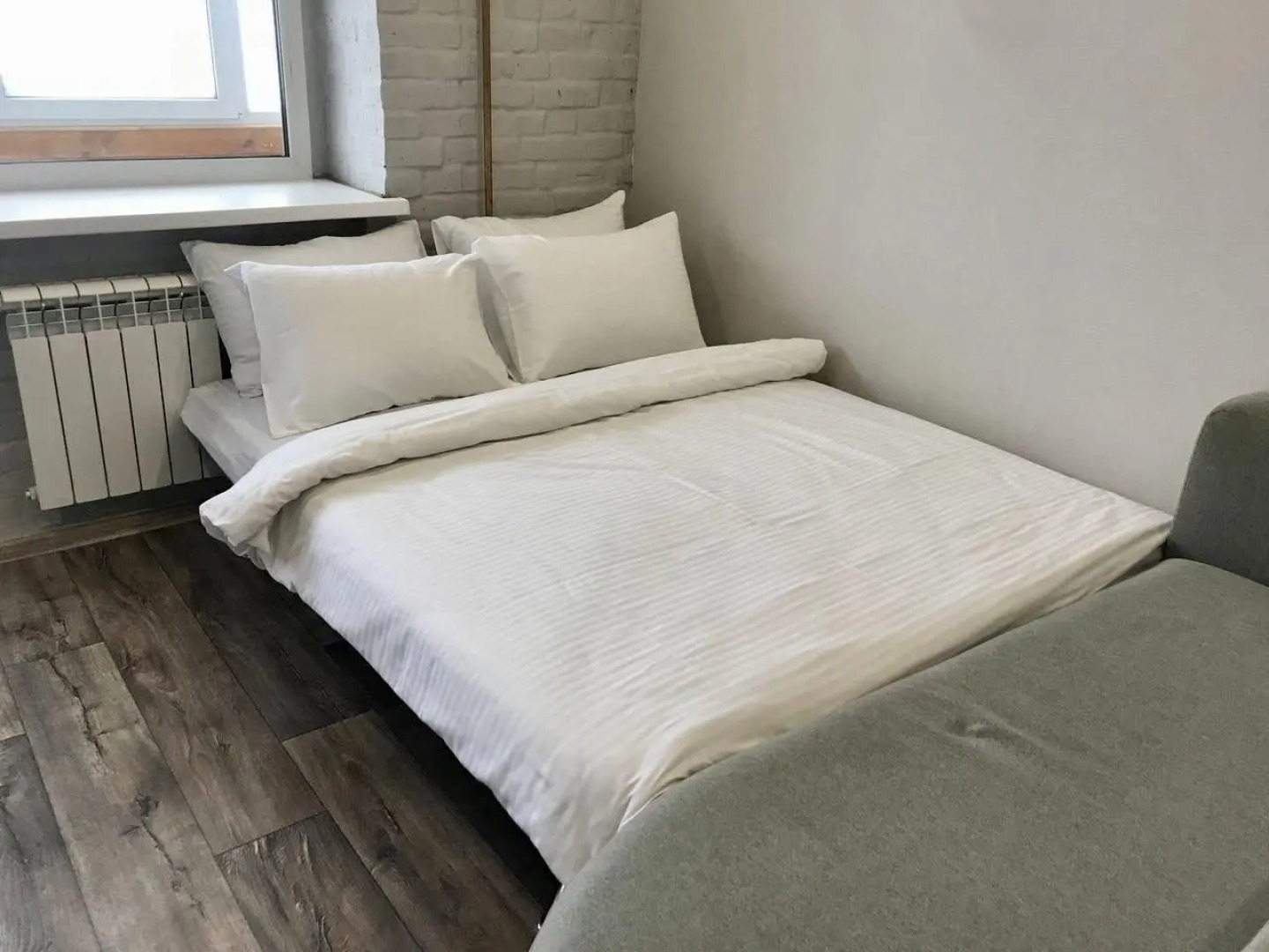 Home Hotel (Хоум Отель) на улице Жолтовоского 2