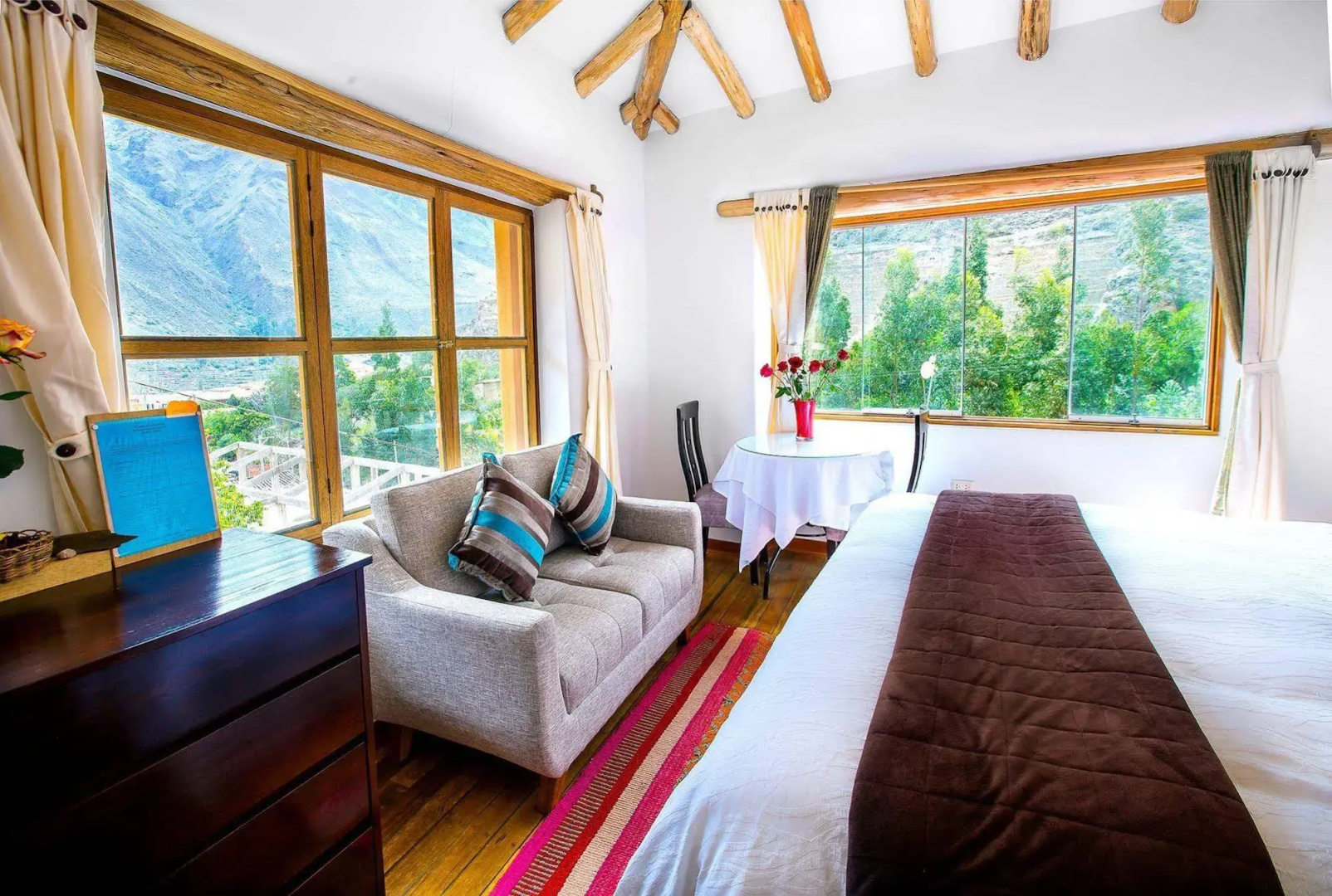 Parwa Guest House