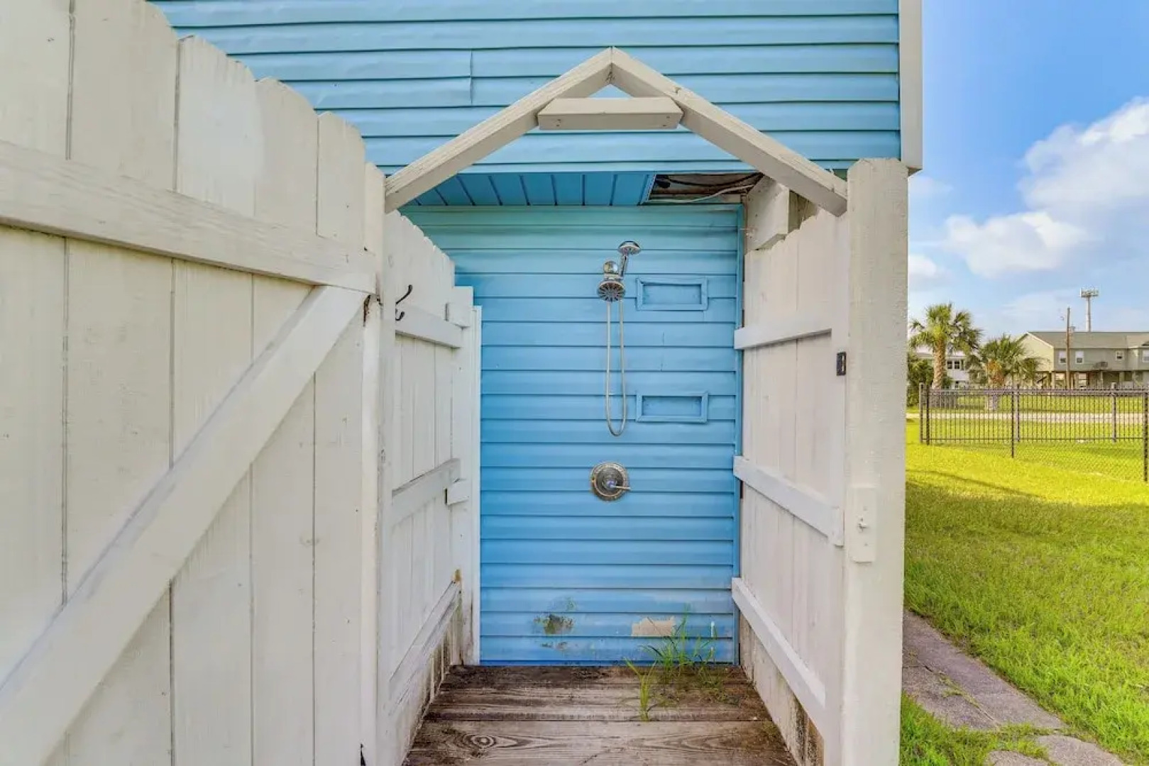 Walk to Beach & State Park: Texas Gulf Coast Home