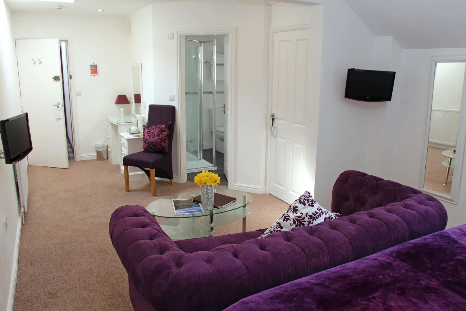 St John's Lodge (incl off-site health club)