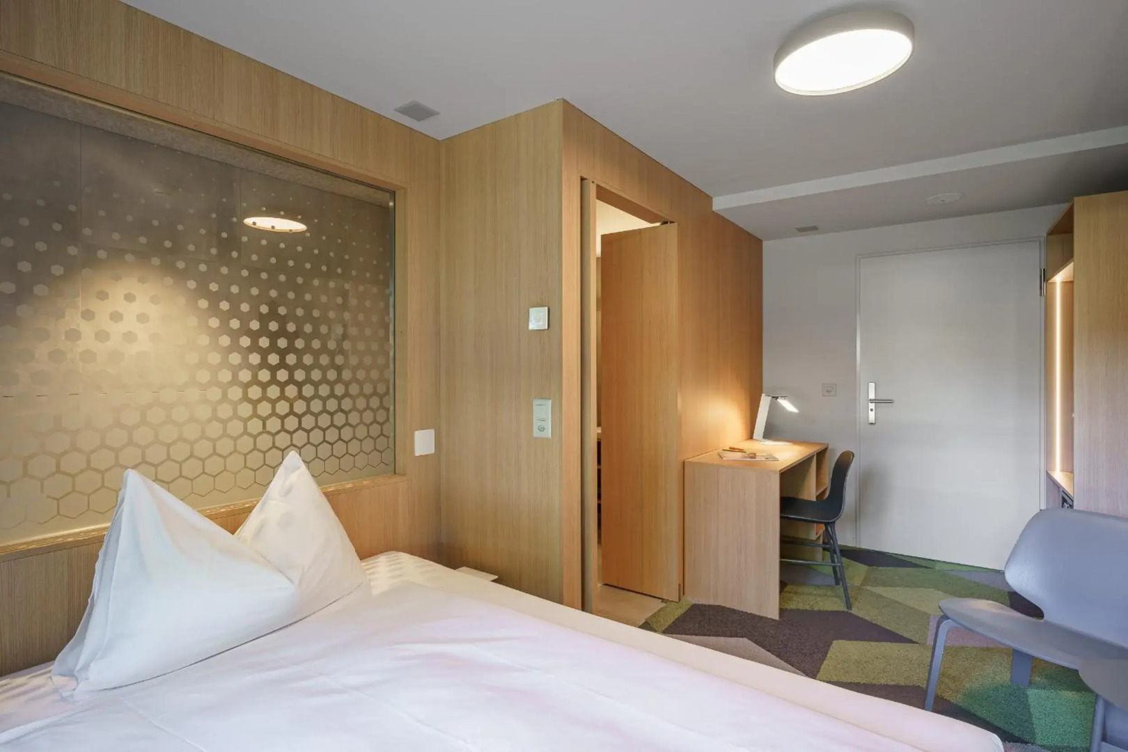 The Lab Hotel & Apartments