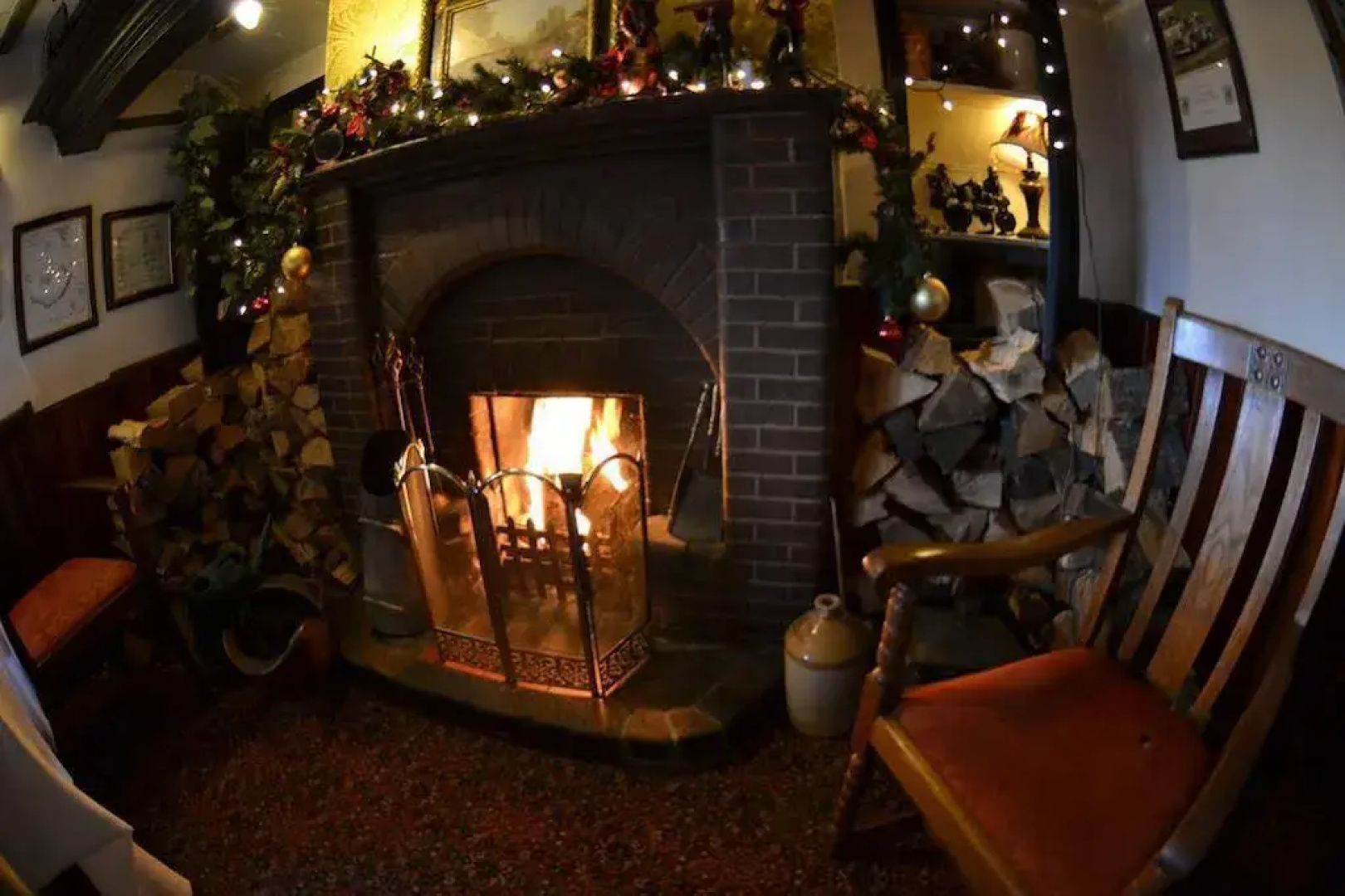 The Royal Arms Hotel