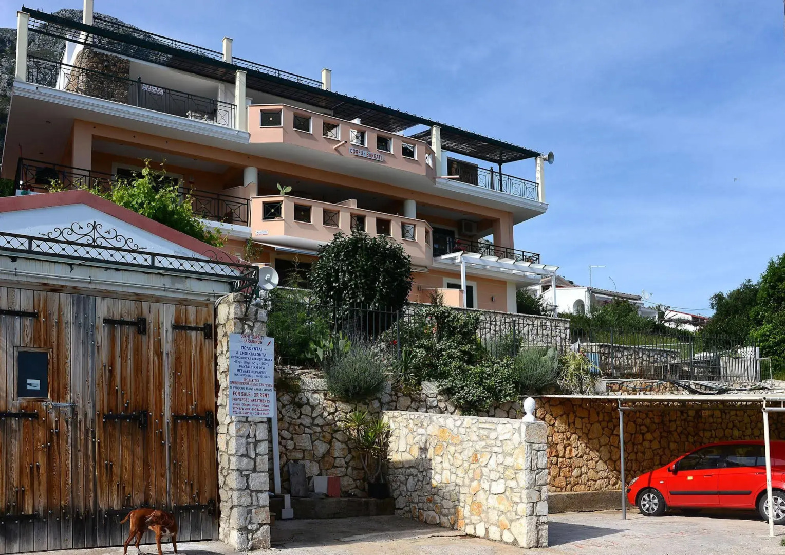 Sarakinos Apartments