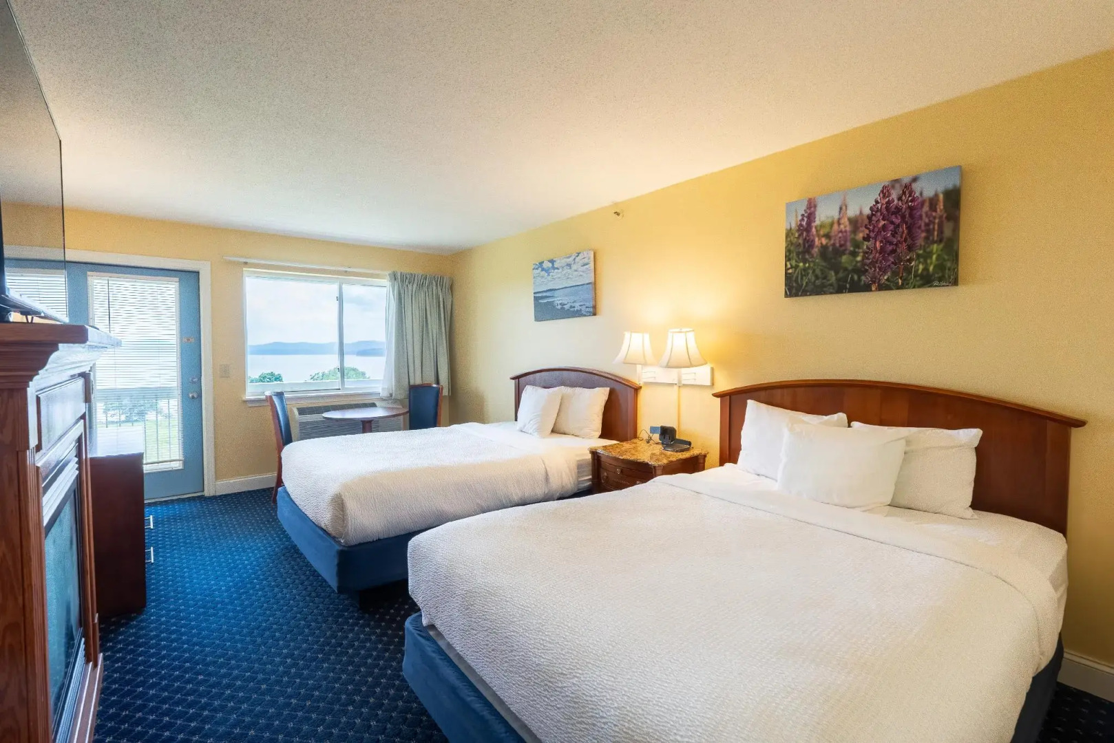 Fireside Inn & Suites - Belfast