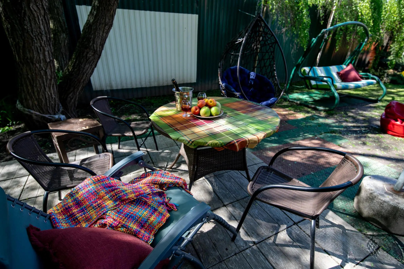 Яблоневый Сад Барыбинo