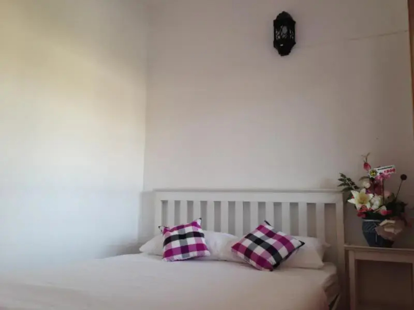 Kayom House - White Meranti House & Resort