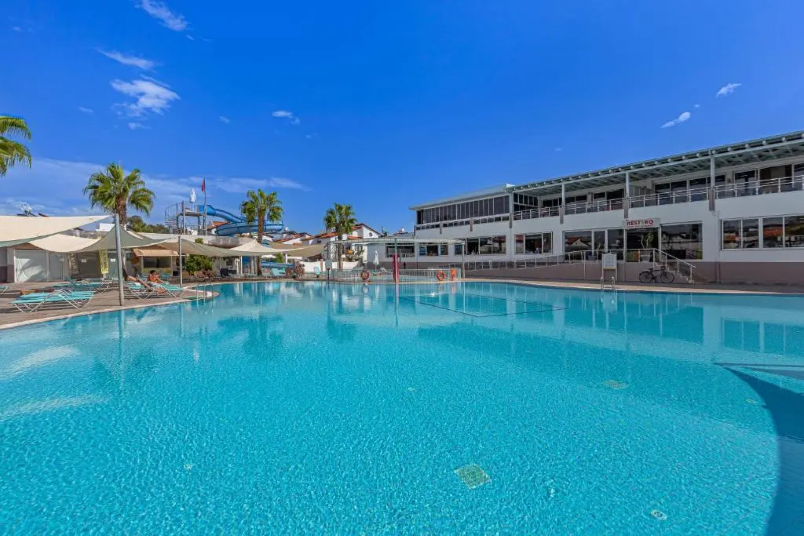 Cozy 2 Bedroom Apartment