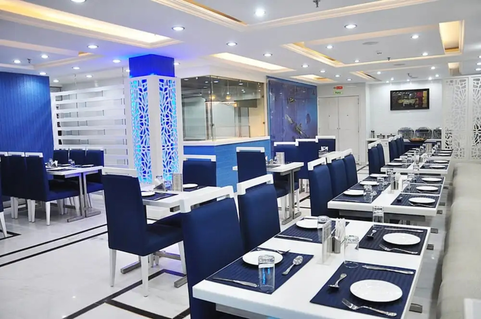 OYO 5121 Hotel Ocean