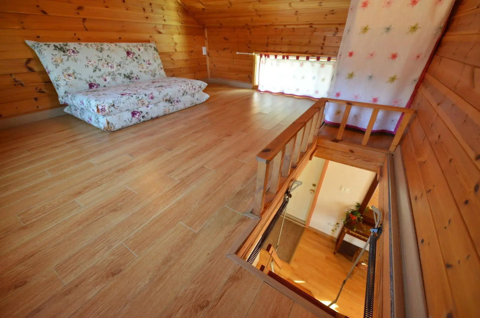 Bohemian couple pension