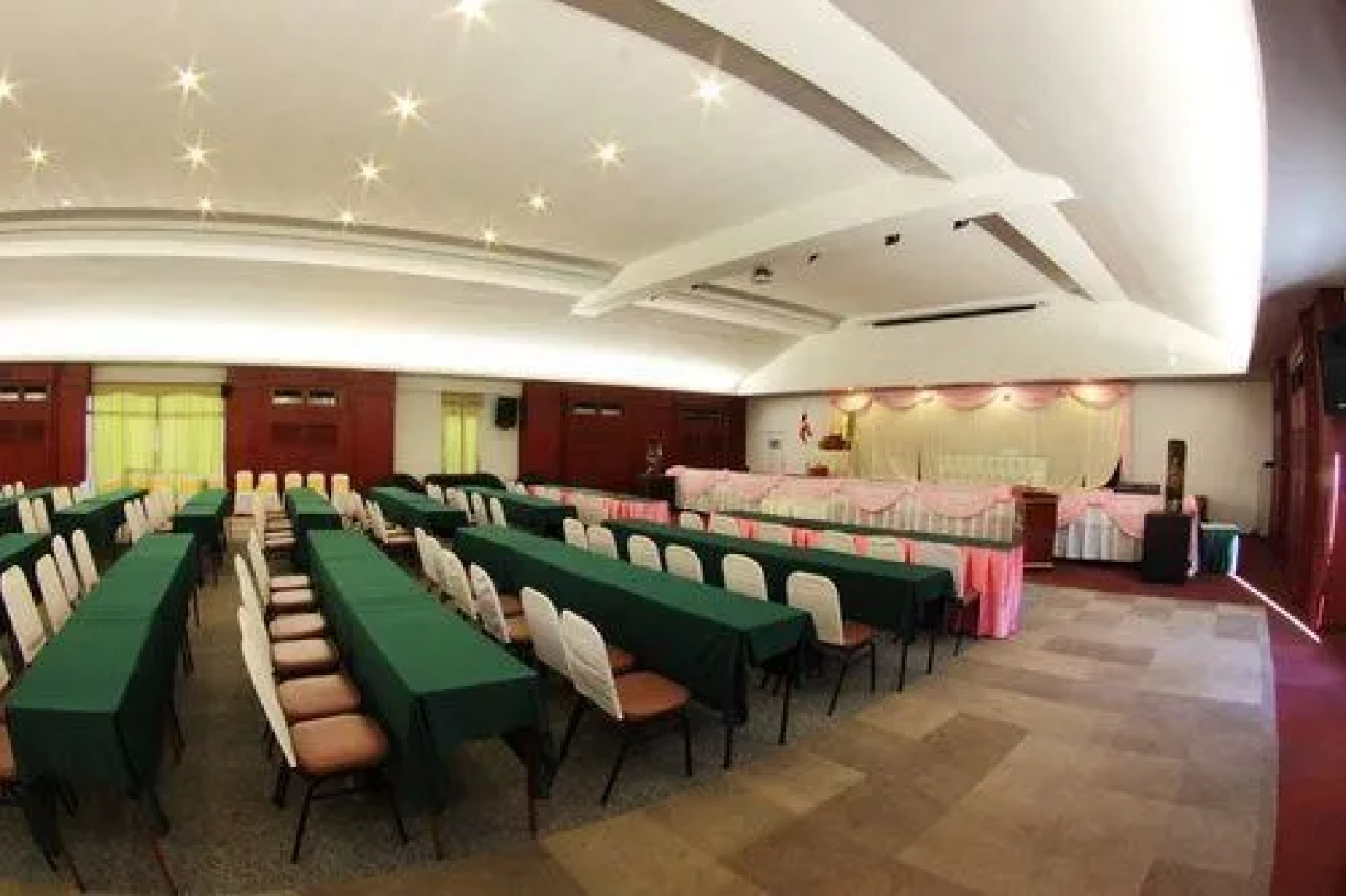 Beverly Hill Park Hotel