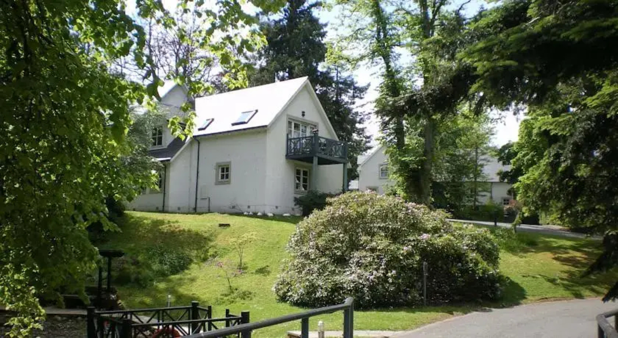 Pond View Lodge - Duchally