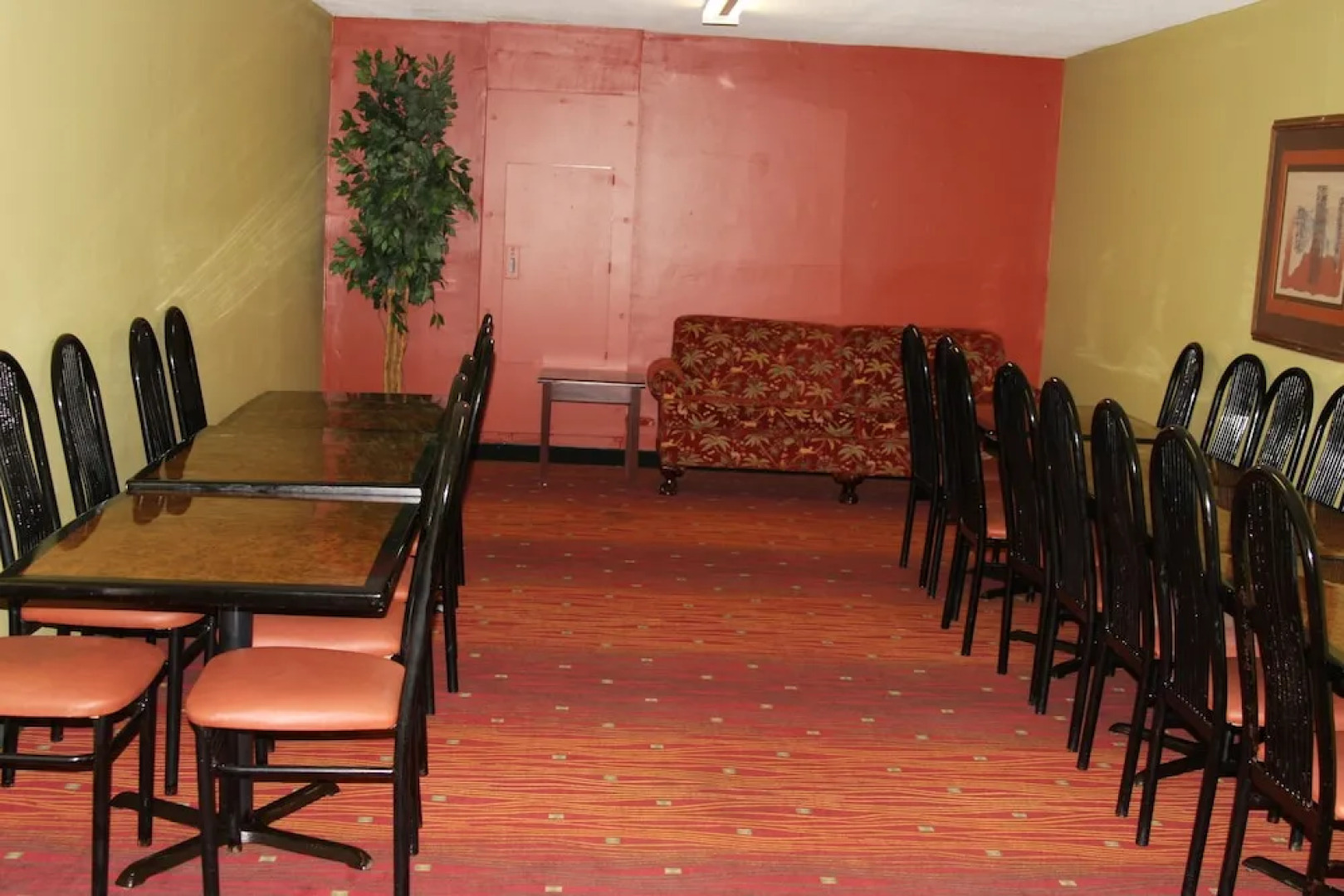 Northeast College Inn