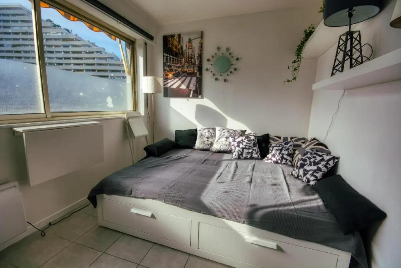 La Studette Marina 06