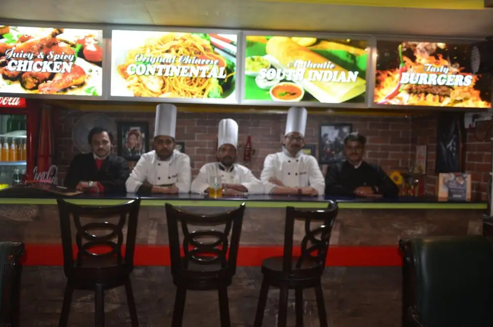 City Plaza Guest House and Restaurant