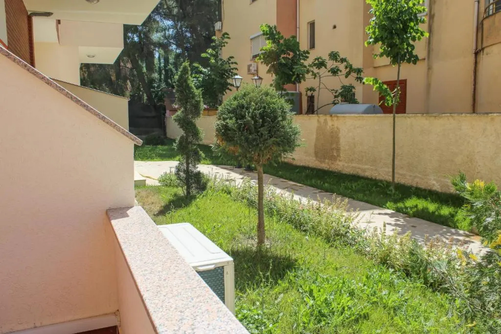 Luxury Apartments Golem