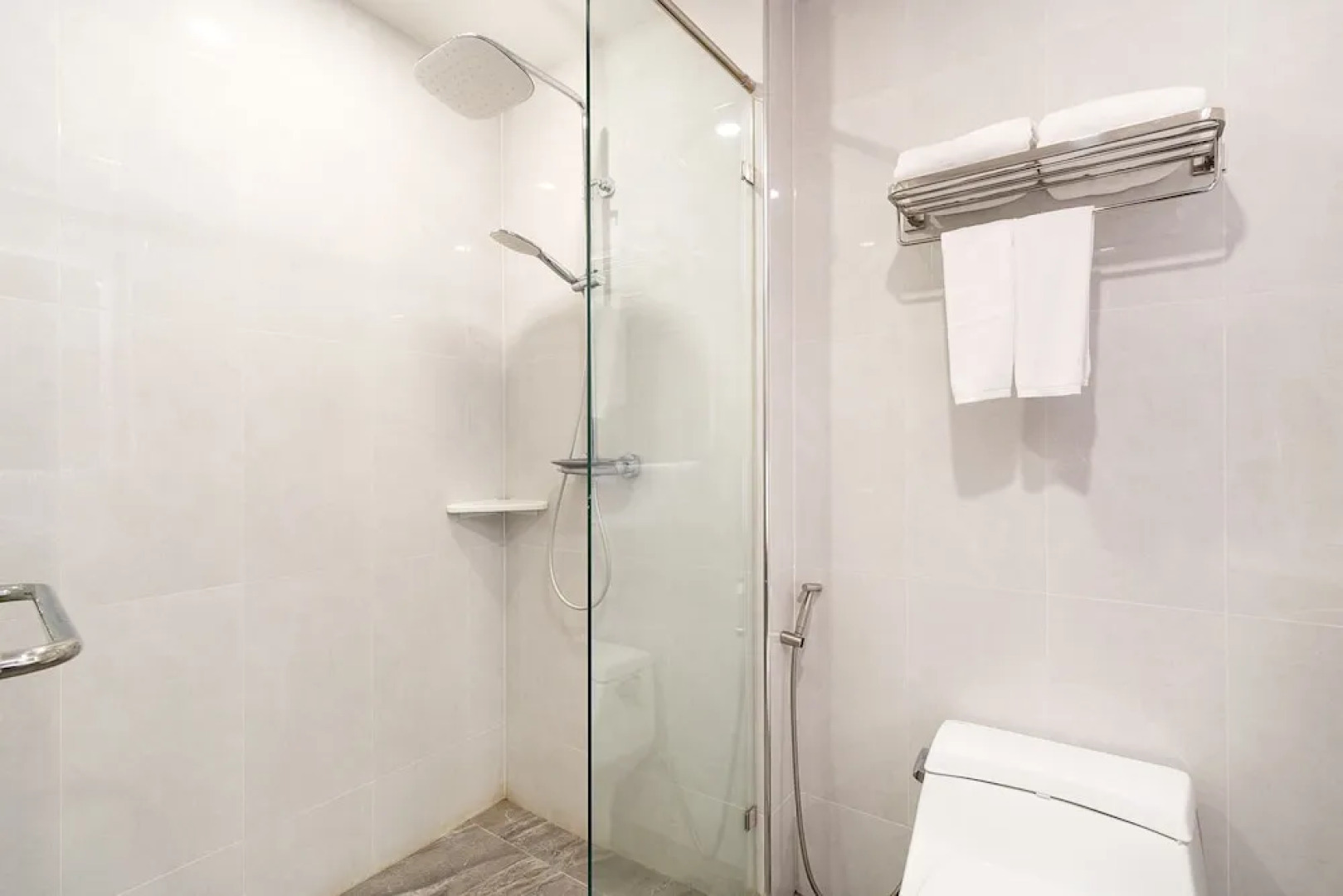 Crystal Srivaree Suvarnabhumi Hotel