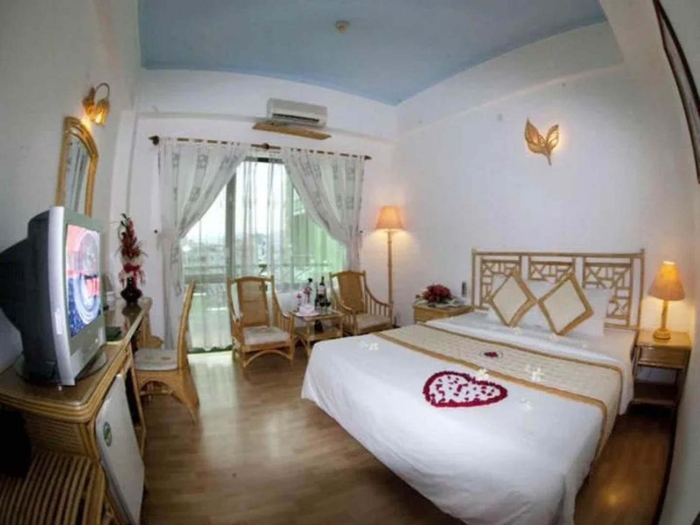 Biệt thự xanh lam