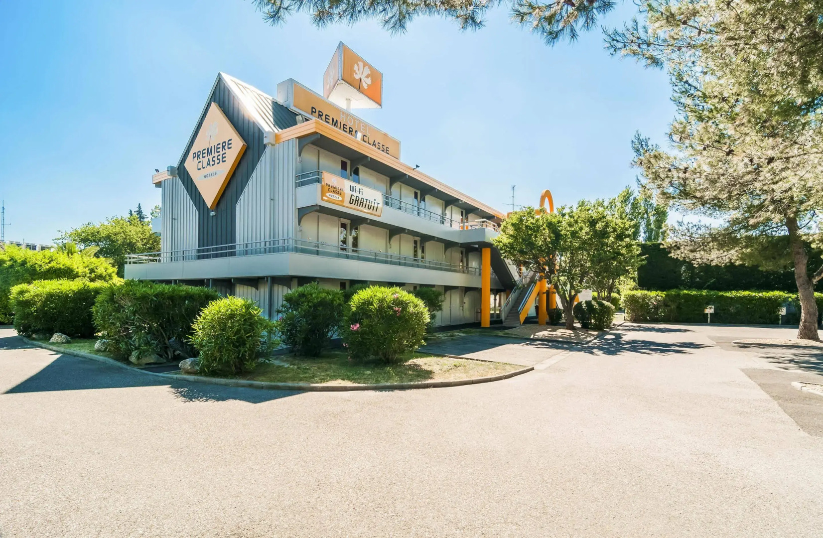 Premiere Classe Orange