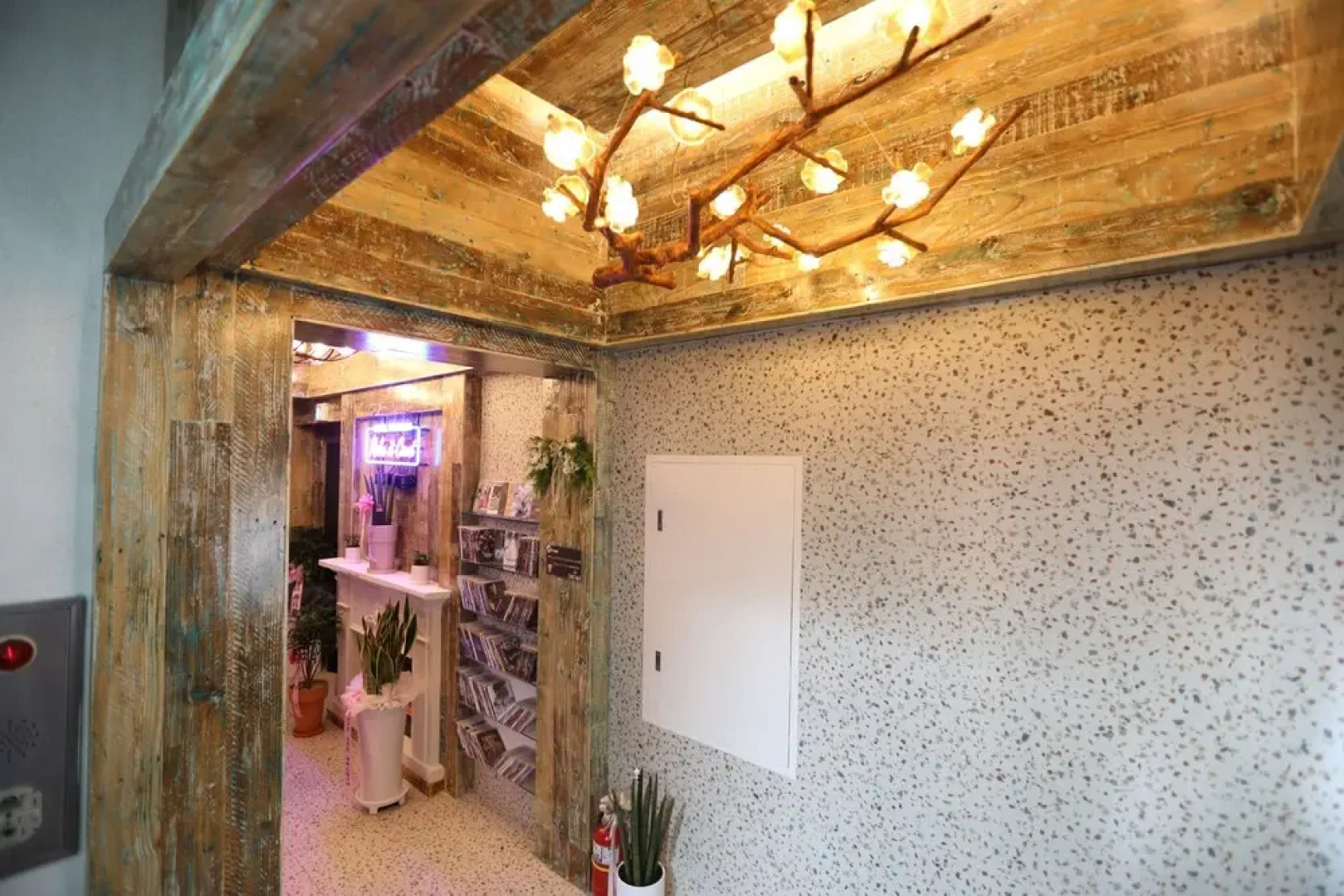 Hotel February Dongdaegu