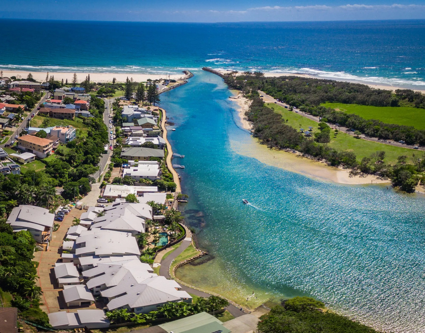 Sunrise Cove Holiday Apartments