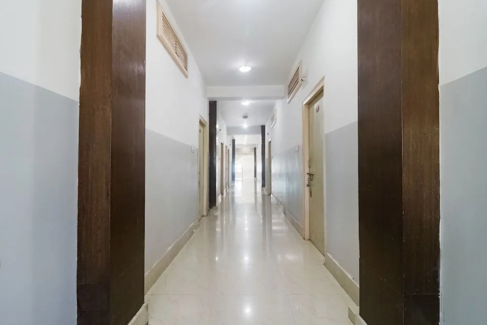 SPOT ON 60195 Hotel Rajvansh