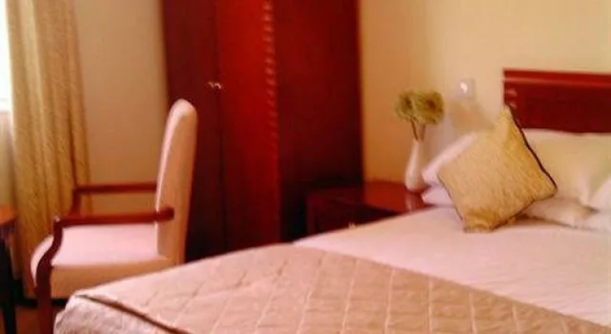 The Hollybrook Country Inn