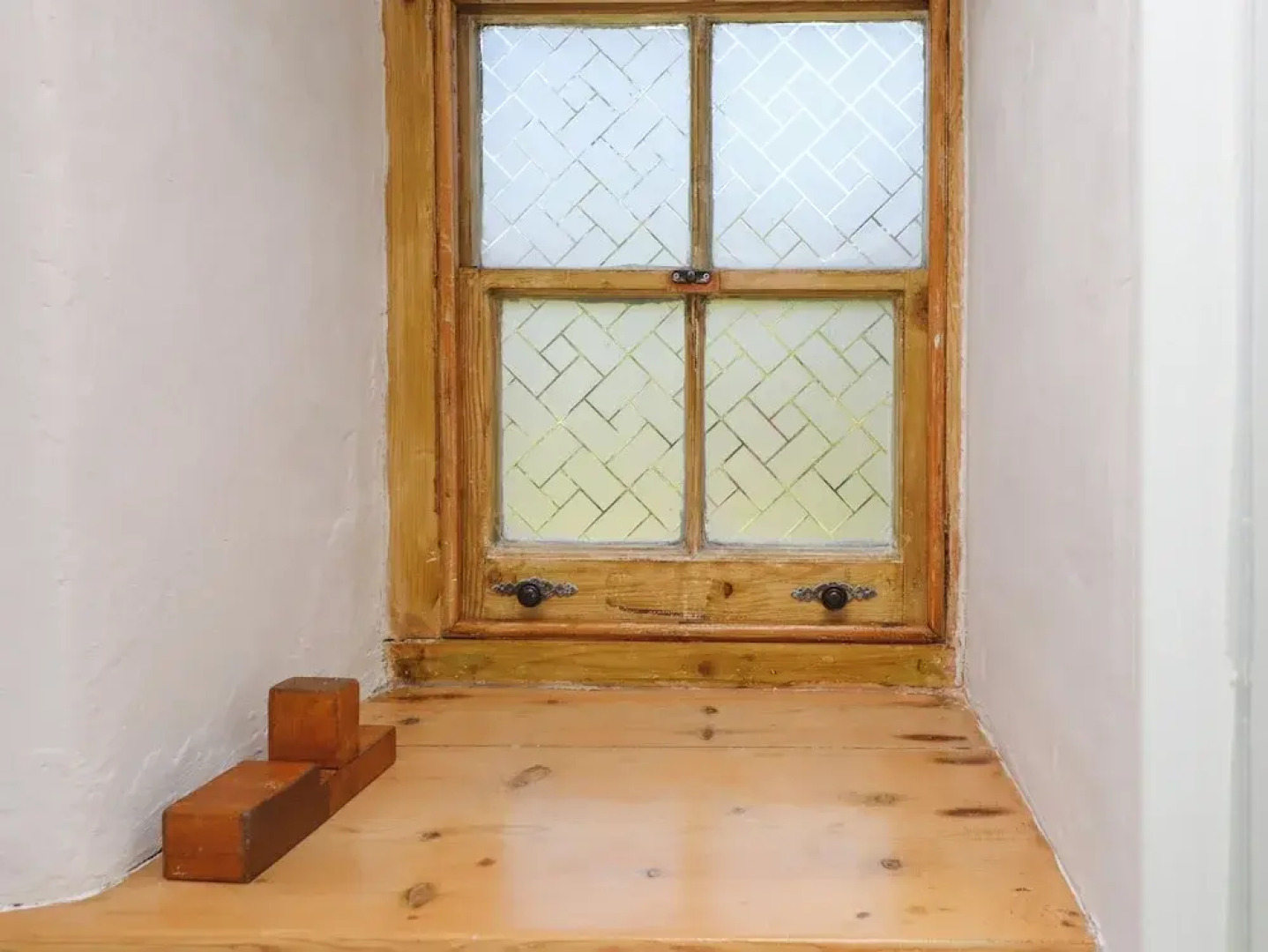 Bwthyn Gwyn Ty'n Y Pant