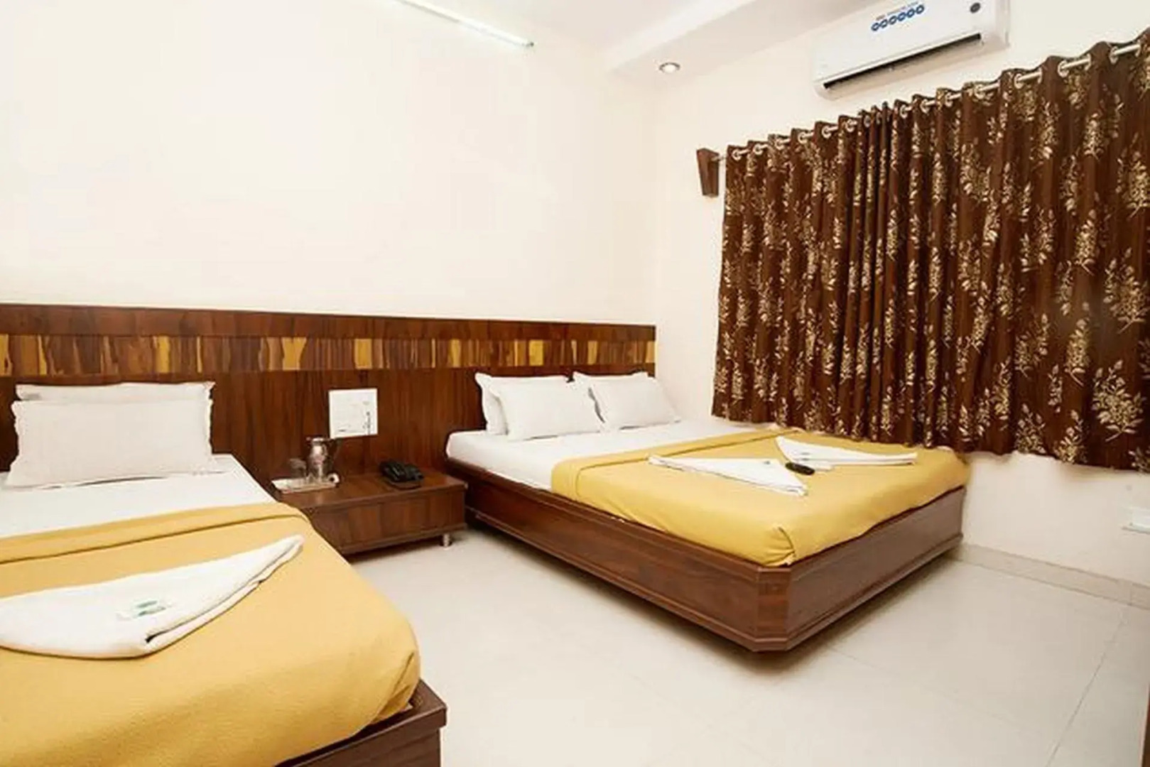 Hotel Saivishwakarma Palace