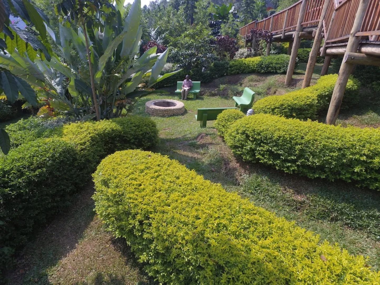 Trackers Safari Lodge Bwindi
