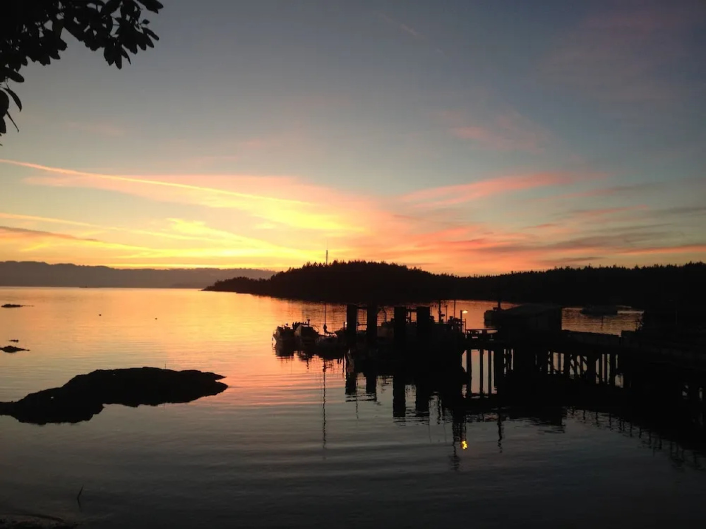 Lasqueti Island Hotel & Restaurant