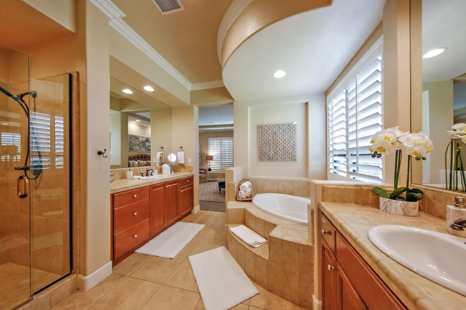 Gentle Breeze - Six Bedroom Home